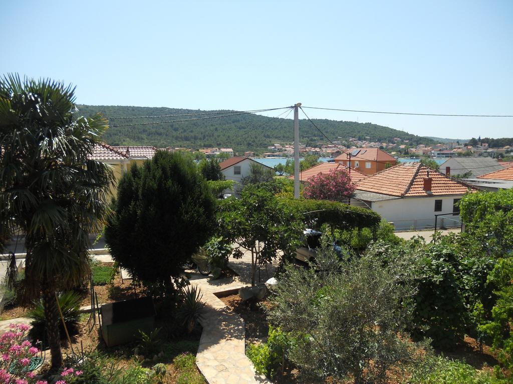 Apartment Guste Sibenik Ruang foto